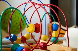 Zabawki edukacyjne - dlaczego warto je wybierać?